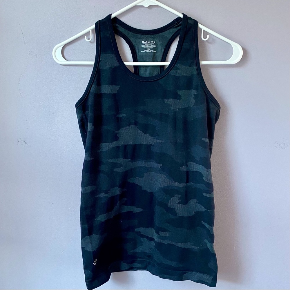 Athleta Camo Momentum Tank